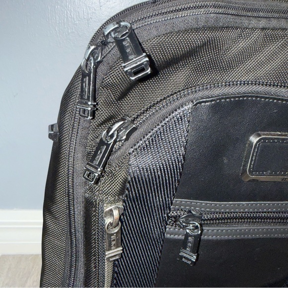 Tumi Alpha Bravo Davis Backpack Laptop Carry Bag Nylon Leather Black *READ - Picture 7 of 16